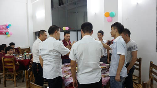 快樂相伴——第三季度富軒員工生日Party完美落幕 快樂相伴——第三季度富軒員工生日Party完美落幕