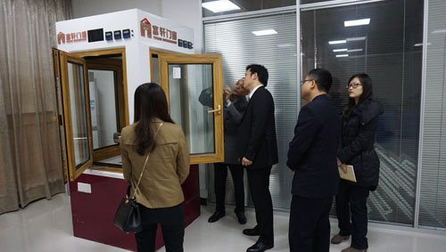 獲益良多！牛商總會執行會長來我公司指導網絡營銷工作