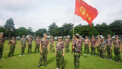 富軒門窗軍事化特訓營