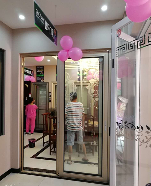富軒門窗強勢登陸宜豐,消費者紛紛為其代言！