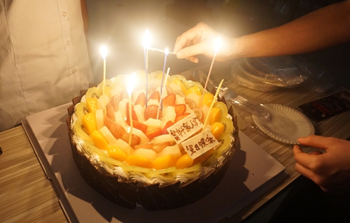 濃情金秋,溫暖你我——記富軒門窗秋季生日會!