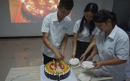 濃情金秋，溫暖你我——記富軒門窗秋季生日會!