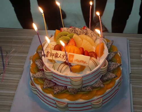冬陽燦爛，人心溫暖——記富軒門窗冬季生日會