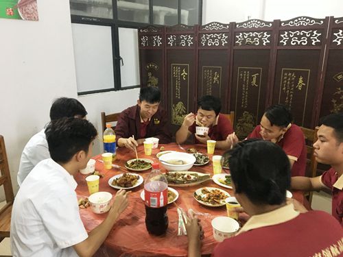 一定是特別的緣分，成為富軒一家人！