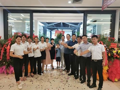 夏日狂歡,富軒門窗南寧專賣店火熱開業銷售額突破200萬!