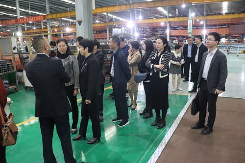 熱烈歡迎佛山市、南昌市領導代表團來訪富軒全屋門窗總部！