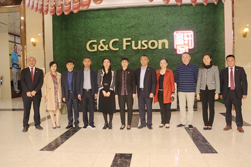 熱烈歡迎佛山市、南昌市領導代表團來訪富軒全屋門窗總部！