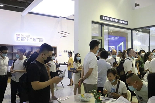 聚焦建博會|富軒全屋門窗新品耀目綻放，展現硬核擔當！