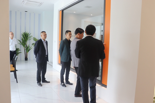 行業交流|南京移門協會會長走訪富軒全屋門窗