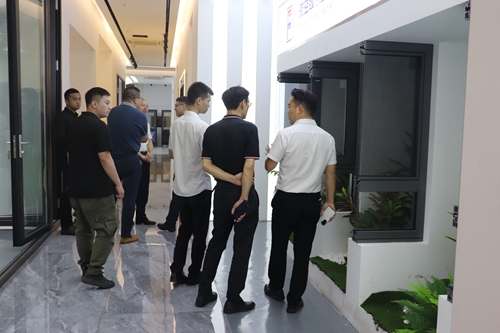 熱烈歡迎博皇家居集團探訪富軒全屋門窗！