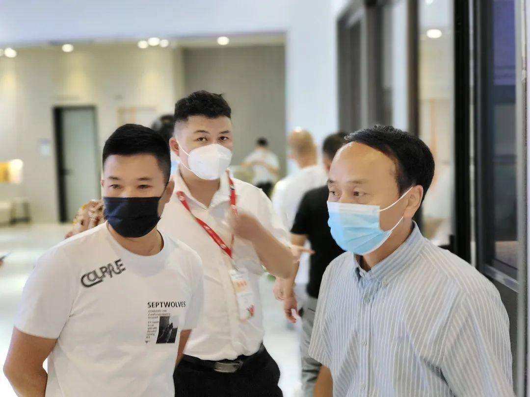 潮生活 匠新品｜富軒全屋門窗上海建博會DAY1收獲多項榮譽 