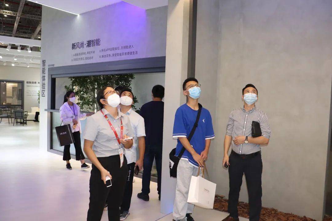 潮生活 匠新品｜富軒全屋門窗上海建博會DAY1收獲多項榮譽 