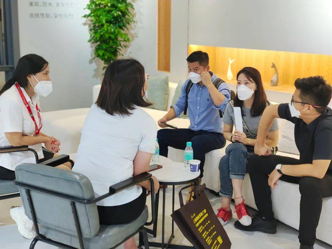 富軒全屋門窗上海建博會DAY2熱力持續吹響財富集結號 