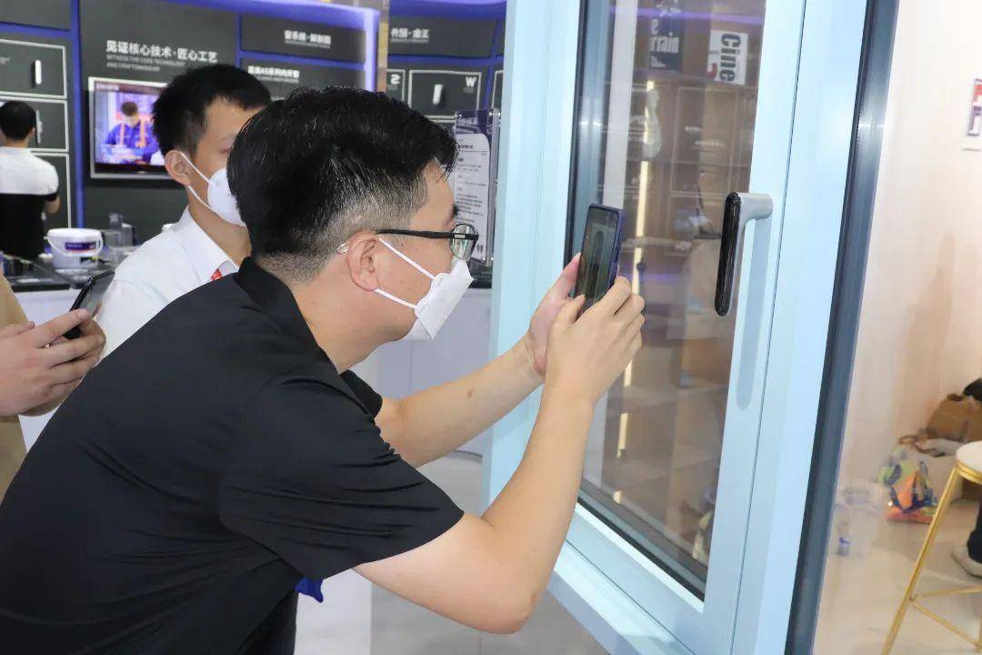富軒全屋門窗上海建博會DAY3展廳圈粉無數 