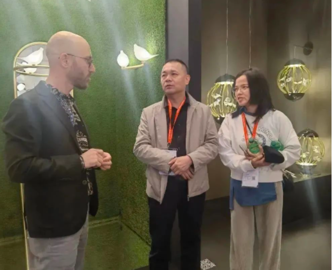 富軒全屋門窗李董率團出訪米蘭設計周