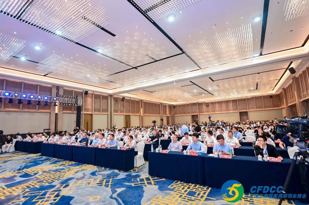 富軒全屋門窗獲「中瓴獎設計師推薦品牌」「2022年中國門窗行業百強品牌企業」 